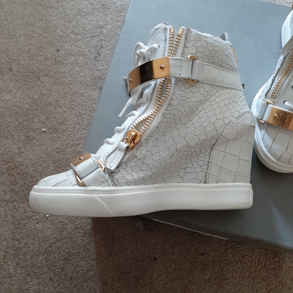 Women Giuseppe Zanotti Heel Sneaker - Picture 3 of 4